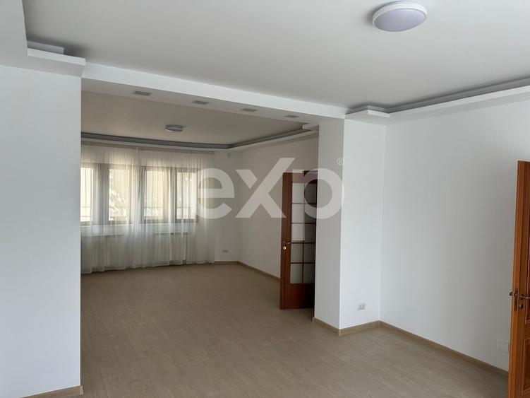 Apartament cu 3 camere circular, mobilat în Primăverii