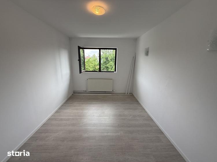 Vila 4 camere cu arhitectura deosebita langa padure in Corbeanca ! - 1