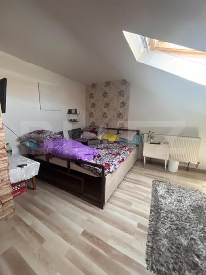 Apartament cu 3 camere decomandat, mobilat în Decebal
