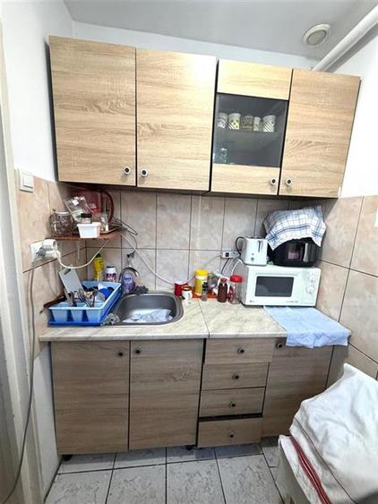Apartament cu 2 camere semidecomandat în Valenta