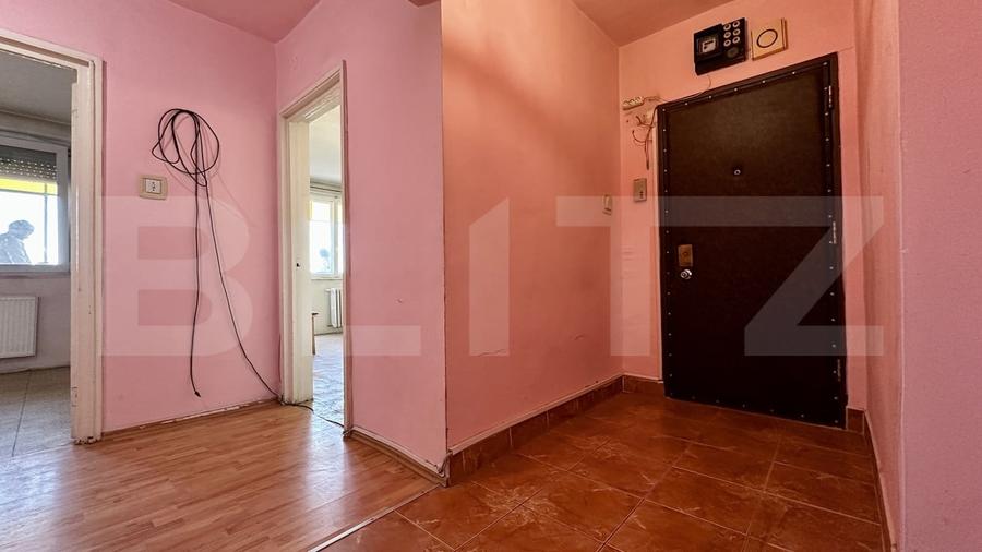 Apartament cu 3 camere decomandat în Nufărul