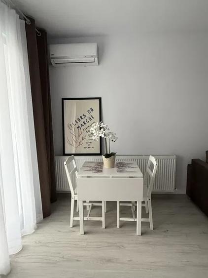 Apartament cu 2 camere decomandat, mobilat în Odăi