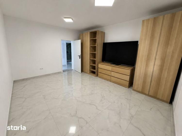 Casă cu 3 camere cu Teren 500 Mp în Valea Roșie