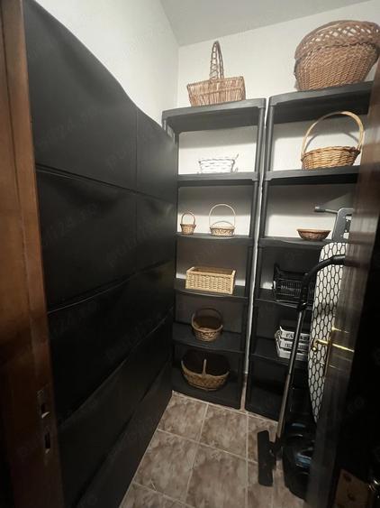Apartament cu 3 camere semidecomandat în Doamna Ghica
