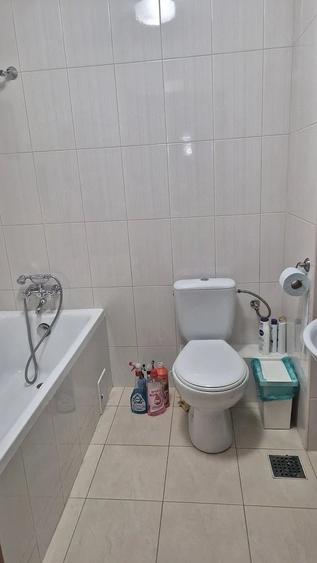 Apartament cu 2 camere semidecomandat în Mihai Bravu