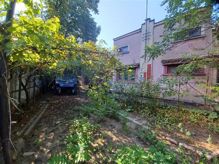 Teren Construcții intravilan de 321 mp, în Rahova