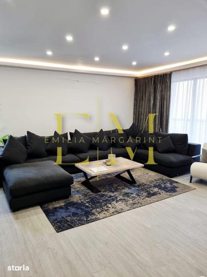 Apartament cu 3 camere în Tractorul