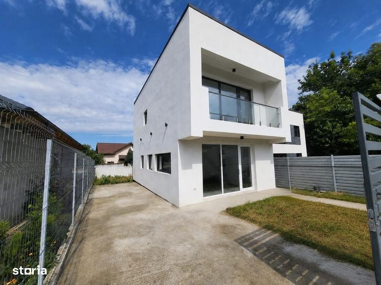 Casă cu 3 camere cu Teren 210 Mp în Central