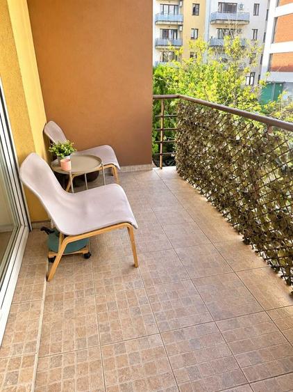 Apartament cu 3 camere decomandat în Dumbrăvița