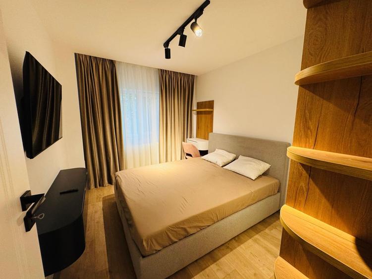 Apartament cu 3 camere decomandat, mobilat în Nerva Traian