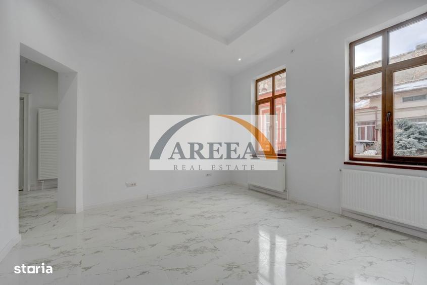 Casă cu 6 camere decomandat cu Teren 115 Mp în Eminescu