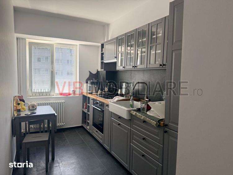 Apartament de vanzare 3 camere Titulescu - Pia?a Victoriei complet mob - 14