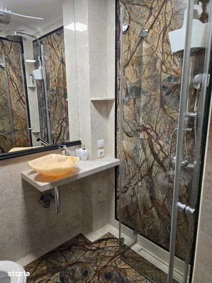 Apartament cu 4 camere în Cetate