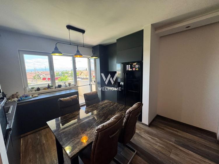 Apartament cu 3 camere semidecomandat, mobilat în Piața Cluj