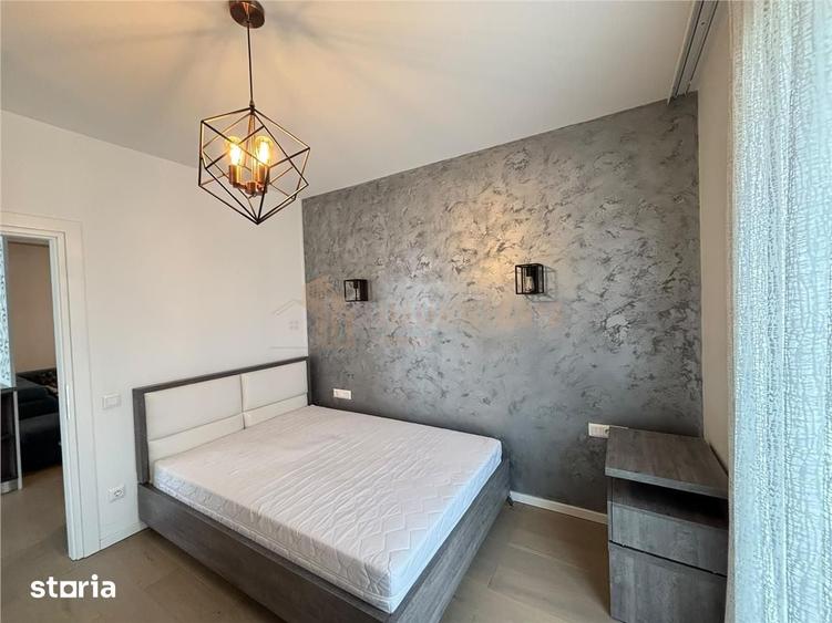 Apartament cu 3 camere în Săsar
