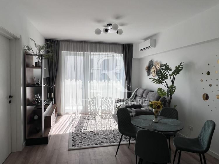 Apartament cu 2 camere semidecomandat, mobilat în Calea Aradului