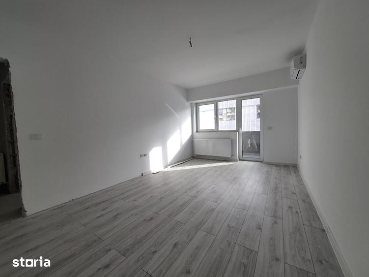 Garsonieră decomandată în Galata