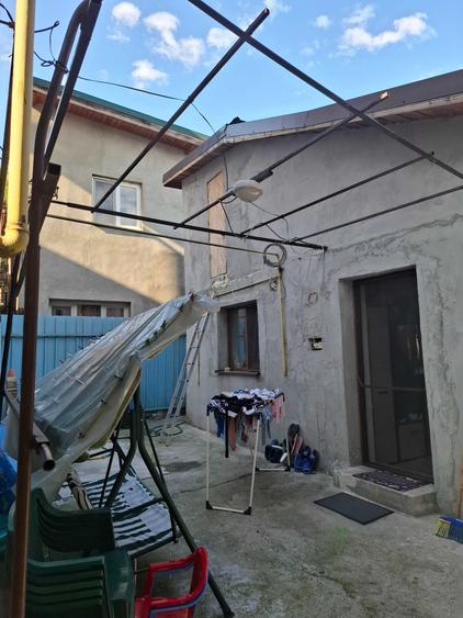 Casă cu 3 camere în Central