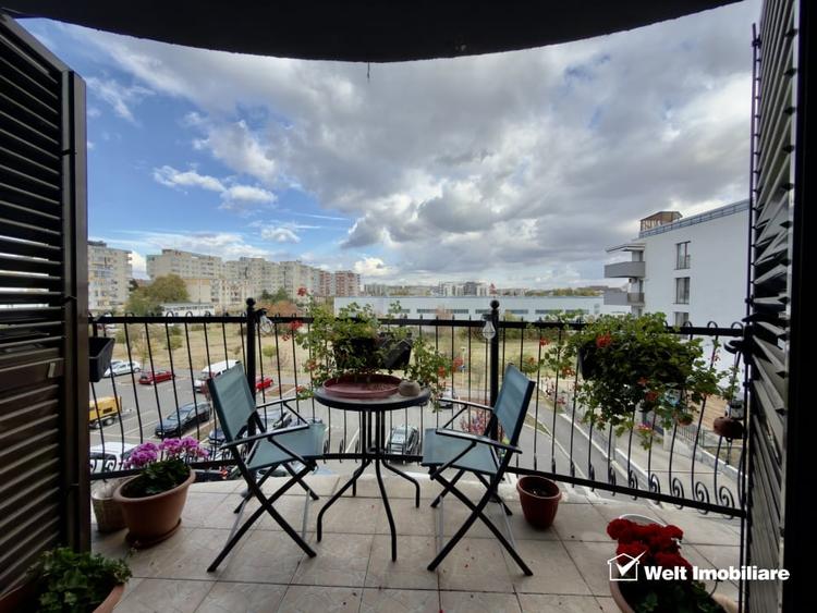 Apartament cu 2 camere semidecomandat, mobilat în Între Lacuri