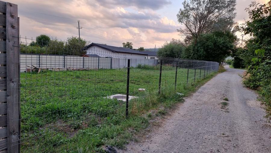 Teren de 500 mp, în Nord