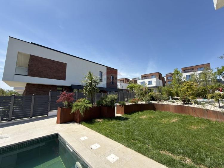 Casă individuală cu 4 camere cu Piscina în Tâncăbești