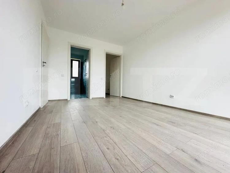 Casă cu 5 camere cu Canalizare în Hărman