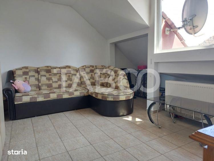 Apartament cu 3 camere decomandat, mobilat în Central
