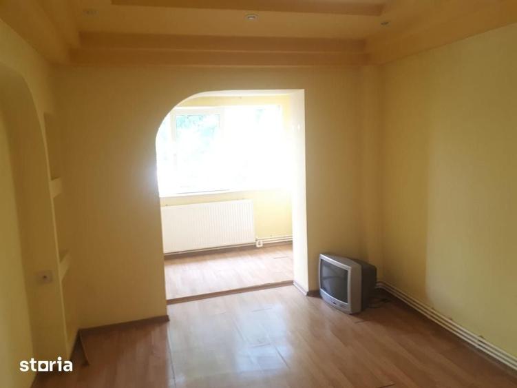 Apartament cu 2 camere decomandat în Țiglina 3