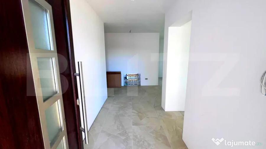 Casă cu 3 camere cu Teren 450 Mp în Central