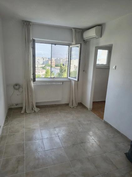 Garsonieră semidecomandată în Rahova