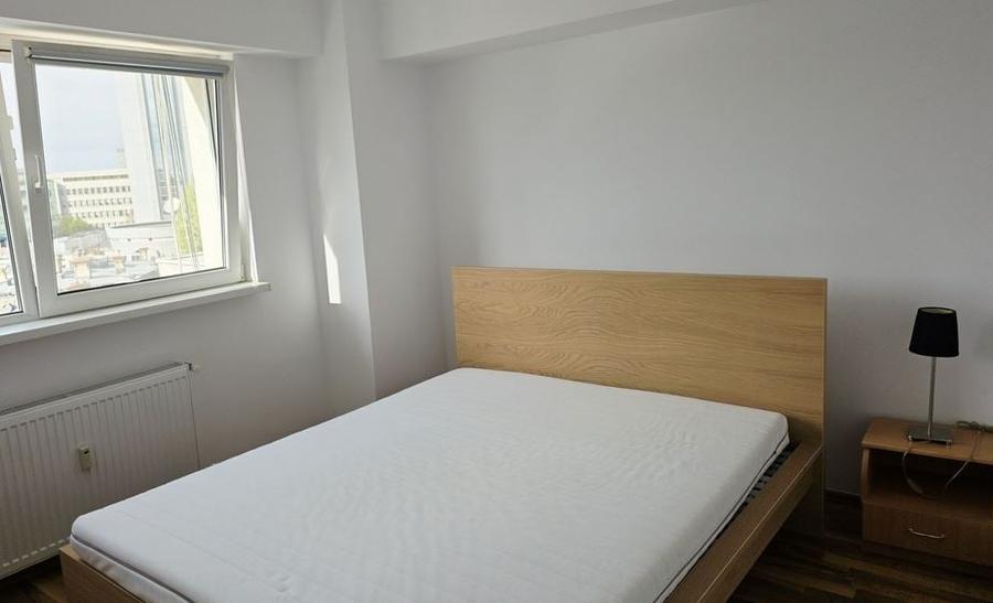 Apartament cu 2 camere decomandat, mobilat în P-ța Romană