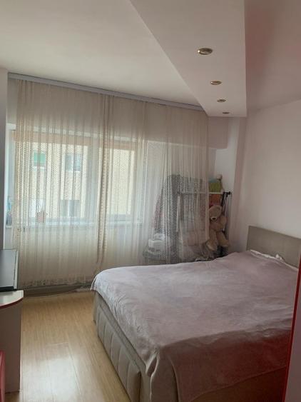 Apartament cu 2 camere decomandat, mobilat în Unirii Sud
