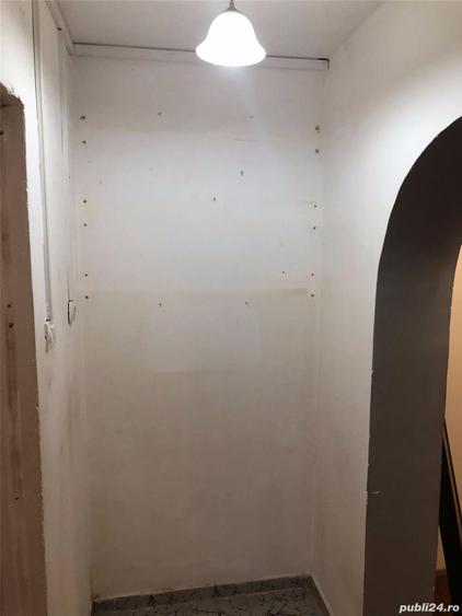Apartament cu 4 camere în Moreni