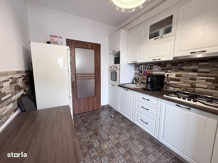 Apartament cu 3 camere în Central