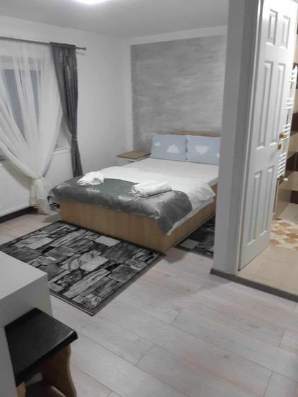 Casă cu 3 camere cu Teren 80 Mp în Breazova