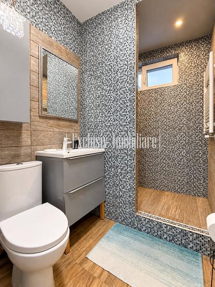 Apartament cu 3 camere semidecomandat în Tomis II