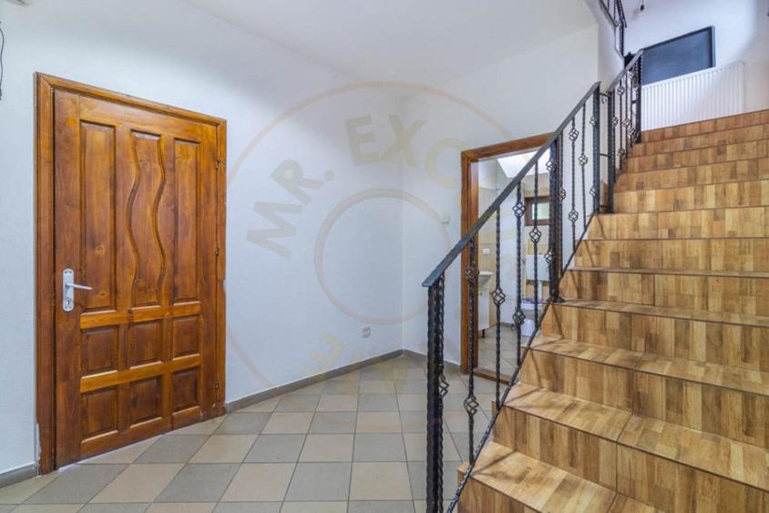 Spațiu comercial, de 100 mp, în Vidra