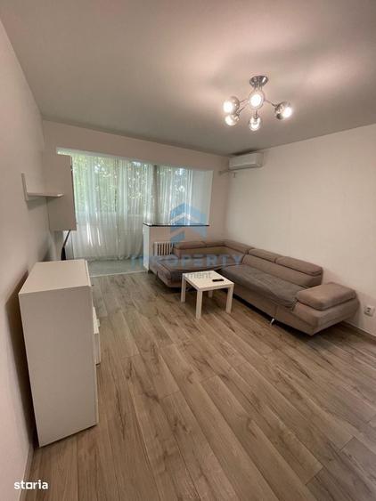 Apartament cu 2 camere în Victoriei