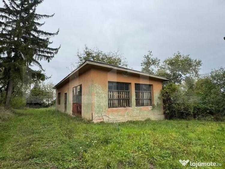 Teren de 7362 mp, în Central