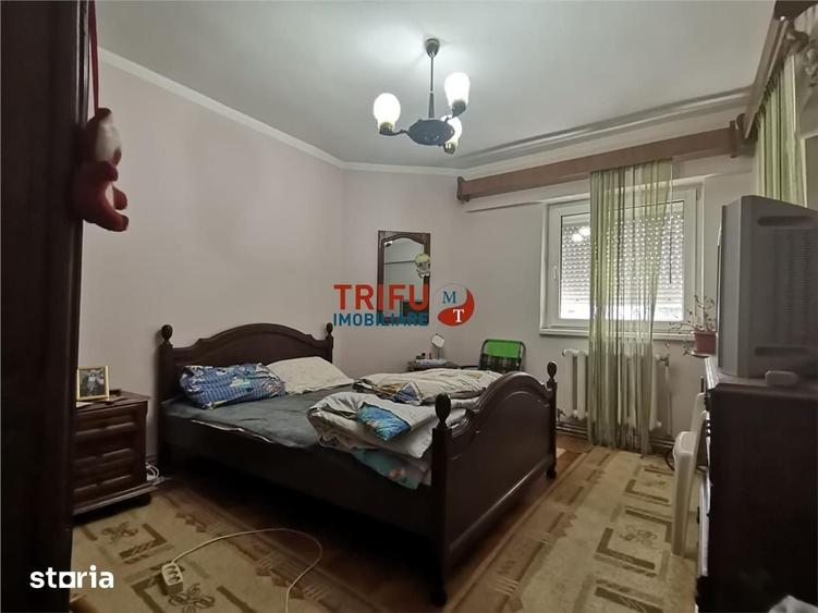 Apartament cu 3 camere decomandat în Tolstoi