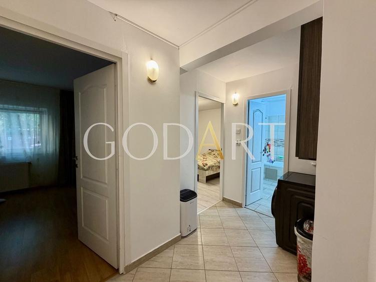 Apartament cu 3 camere decomandat, mobilat în Militari