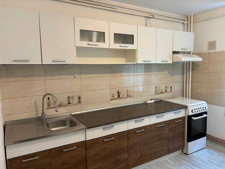 Apartament cu 2 camere decomandat, mobilat în Fundeni