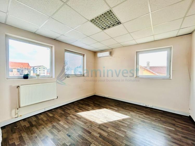Birou, de 60 mp, în Central