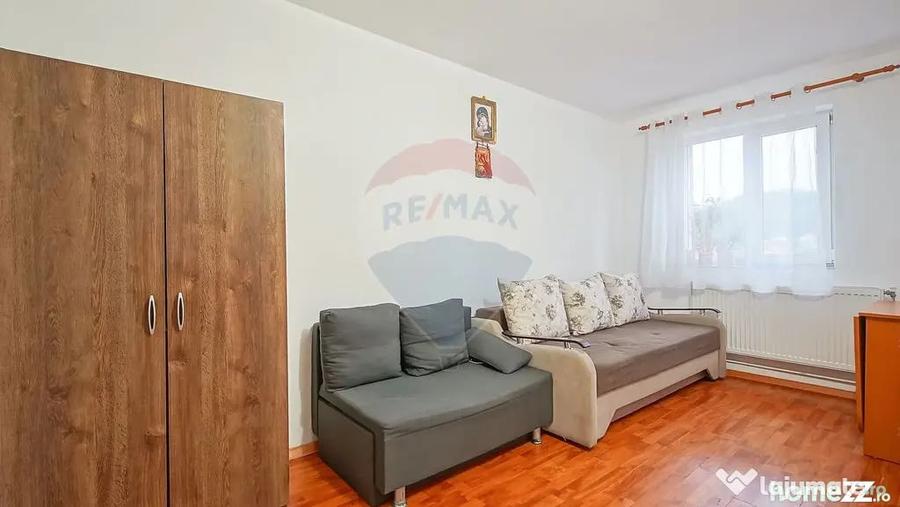 Apartament cu 2 camere semidecomandat în Est