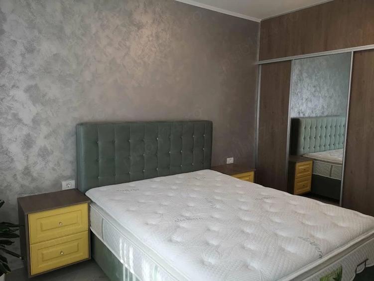 Apartament cu 3 camere decomandat în Exterior Vest