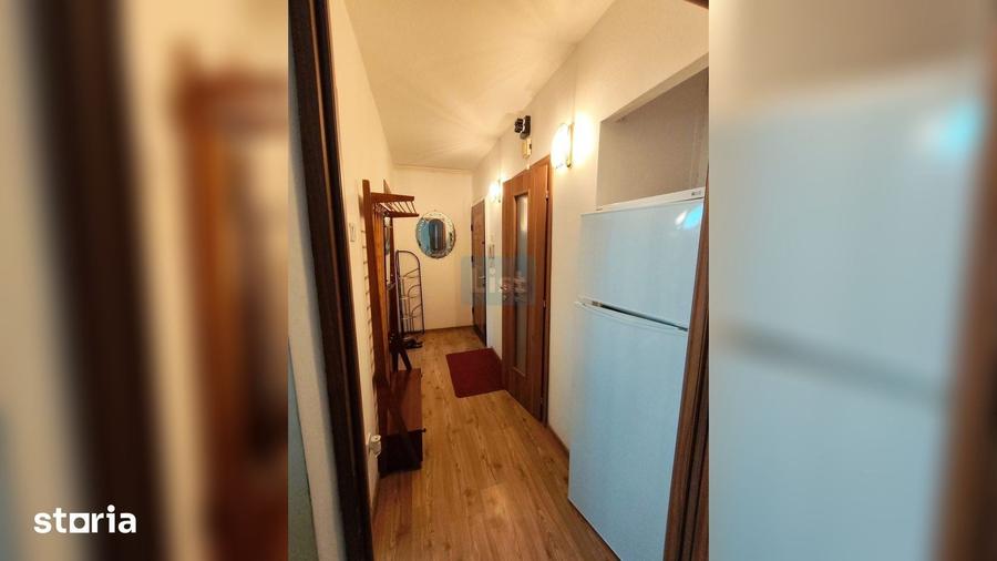 Apartament cu 2 camere semidecomandat în 9 Mai