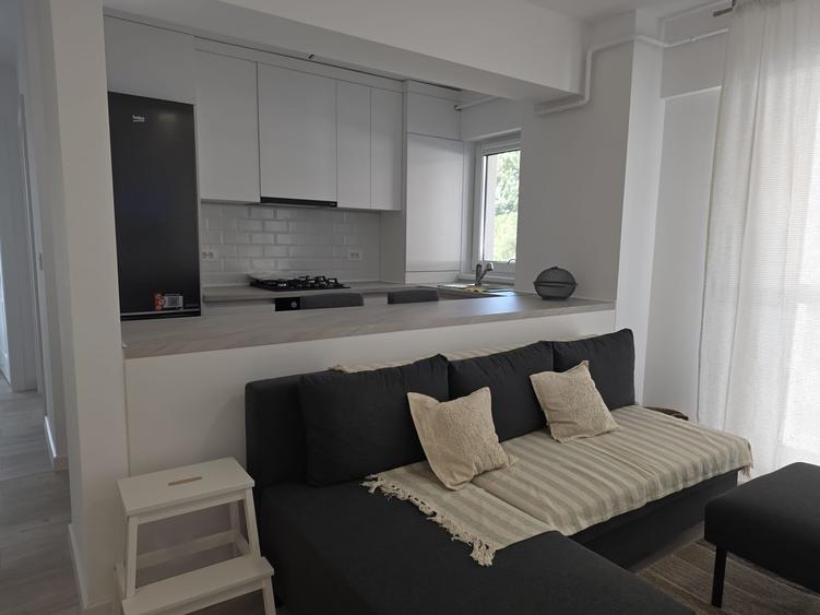 Apartament cu 2 camere decomandat în Galata