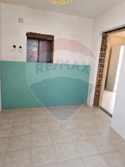 Casă cu 2 camere cu Teren 639 Mp în Ultracentral