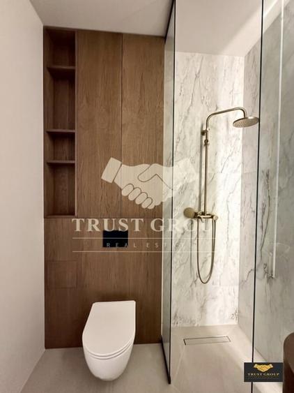 Apartament cu 3 camere decomandat, mobilat în P-ța Unirii