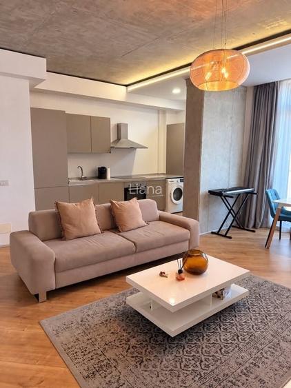 Inchiriez apartament cu 2 camere in zona Floreasca, pe termen scurt